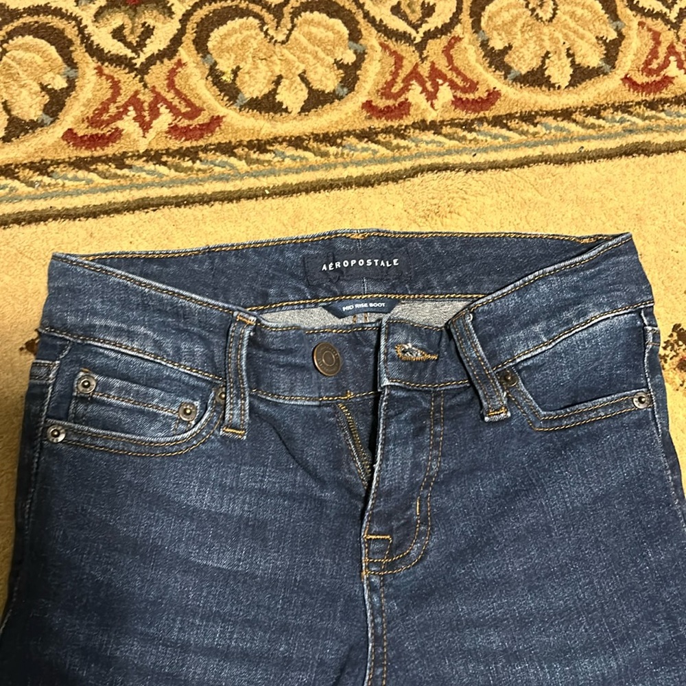 Aeropostale Girl’s Blue Jeans, Mid-rise boot cut. Excellent condition